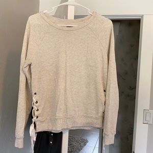 american eagle aerie long sleeve ties on sides